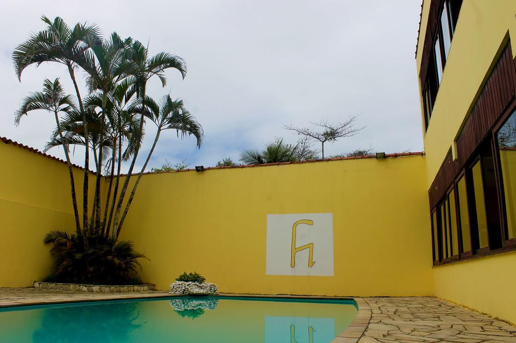 H Casa de hóspedes